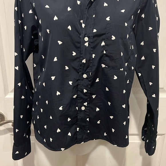Frank & Eileen Silvio woven navy with white hearts cotton button up size S - Picture 4 of 9
